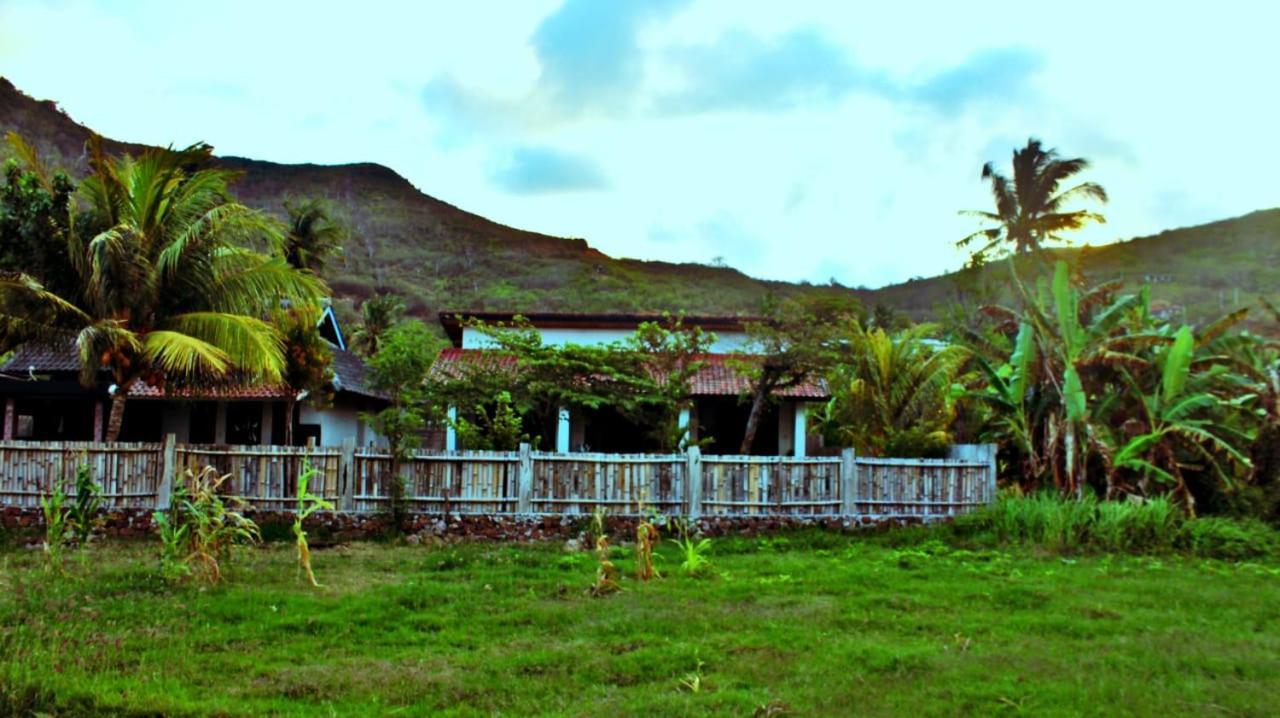 Barrel Homestay Areguling Kuta  Habitación foto